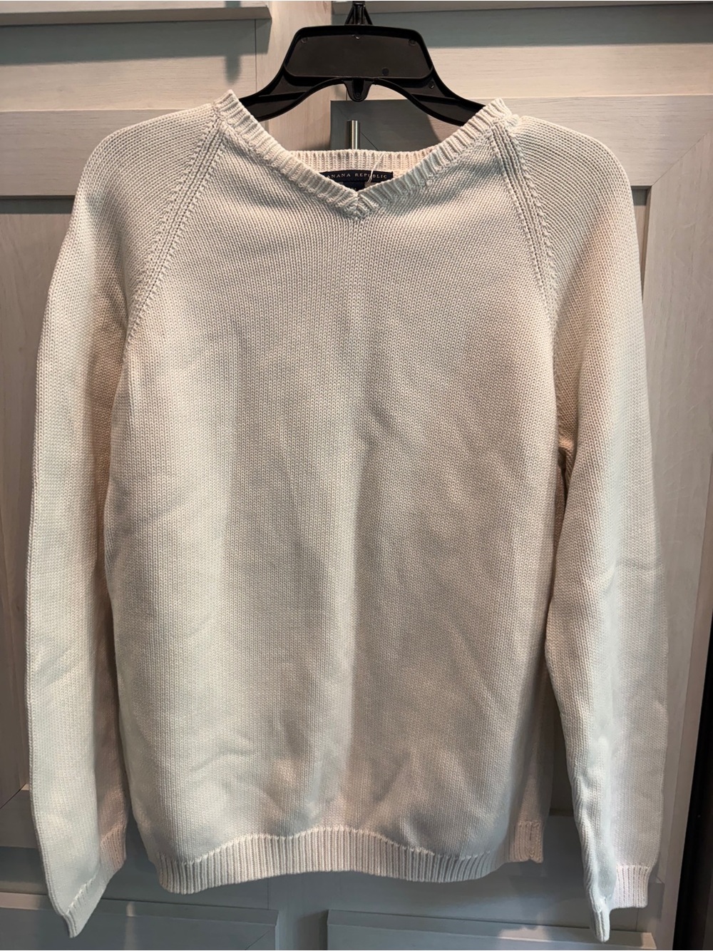 Banana Republic Cream V-Neck Women's Sweater